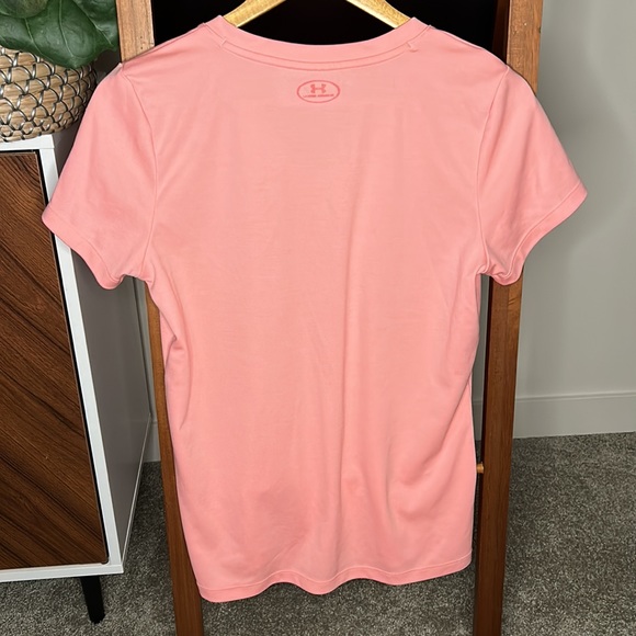 Under Armour technical short-sleeve. Medium, salmon-colored. - Picture 2 of 3